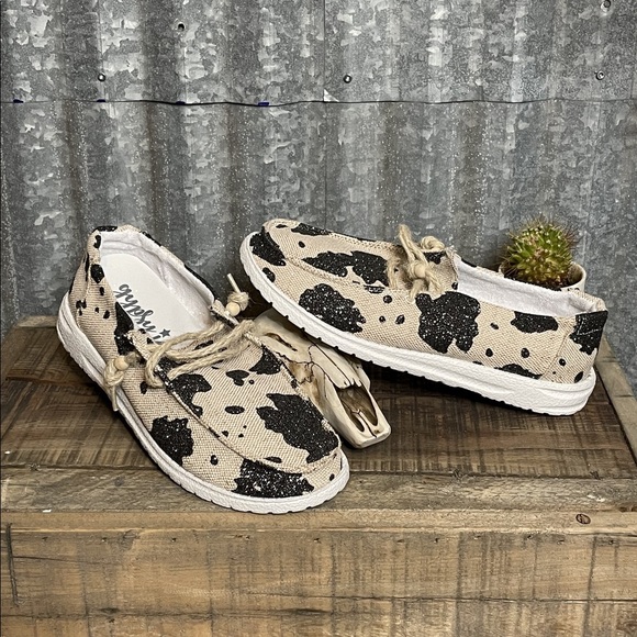 Gypsy Jazz cream and black sparkly cow shoes. - Picture 3 of 3